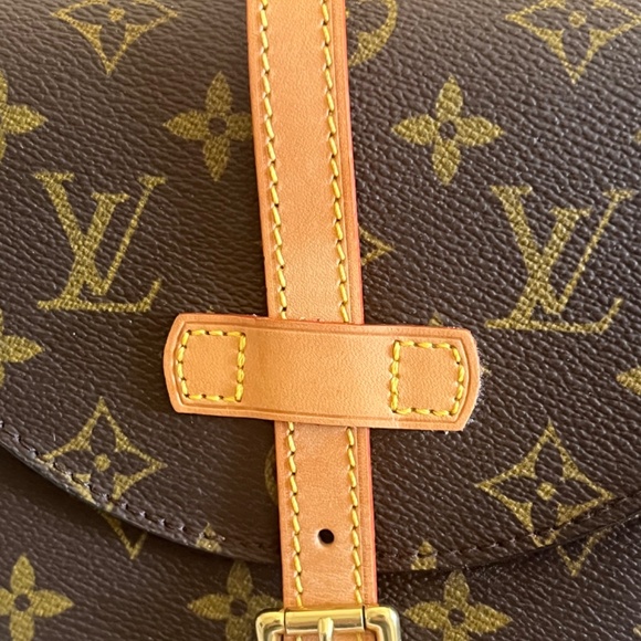Vintage Louis Vuitton Monogram Chantilly Crossbody - Very good Vintage Condition - Picture 4 of 14